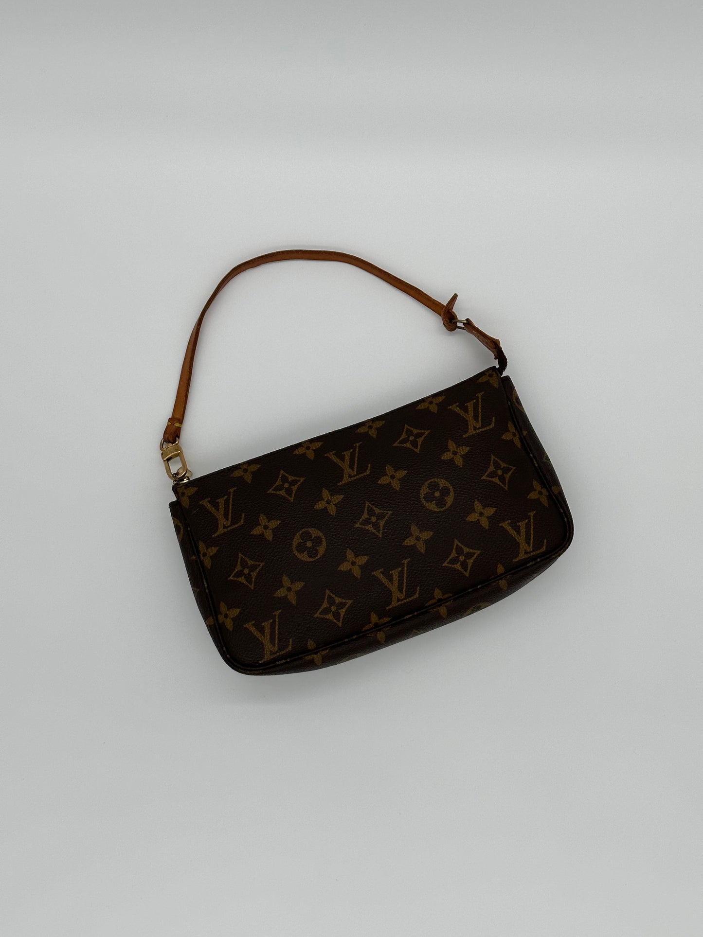 Louis Vuitton Monogram Pochette