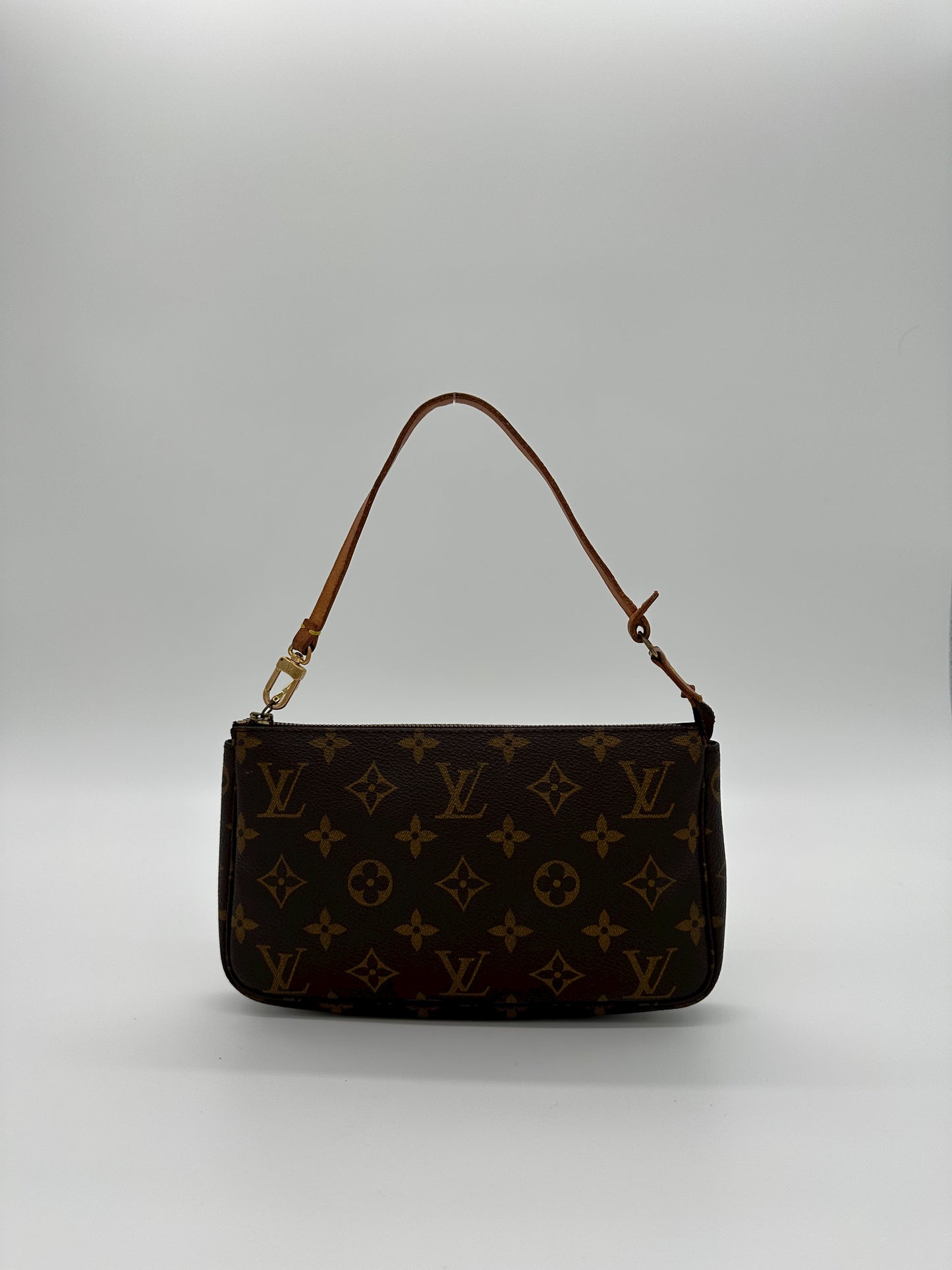 Louis Vuitton Monogram Pochette