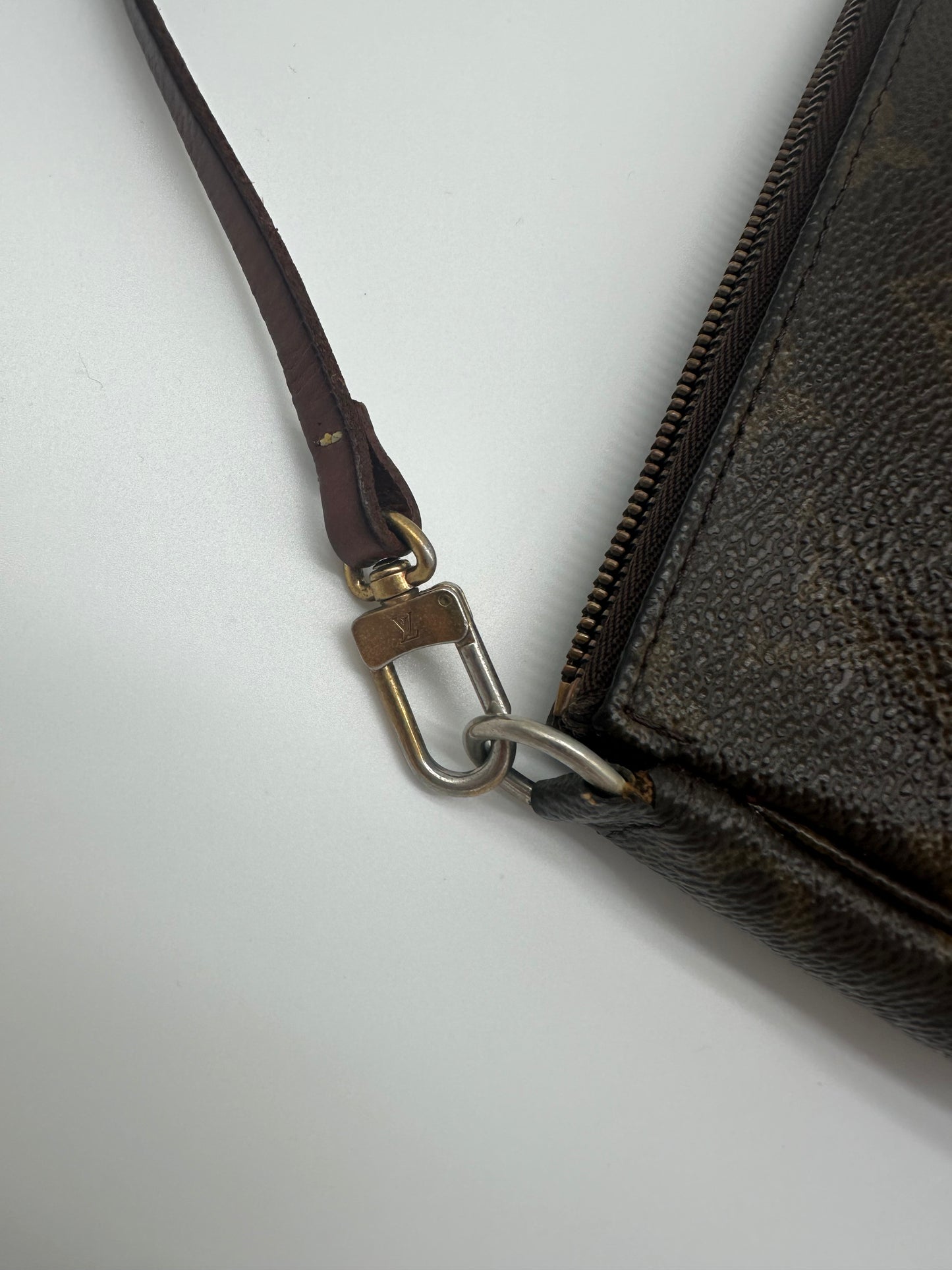 Louis Vuitton Pochette 2