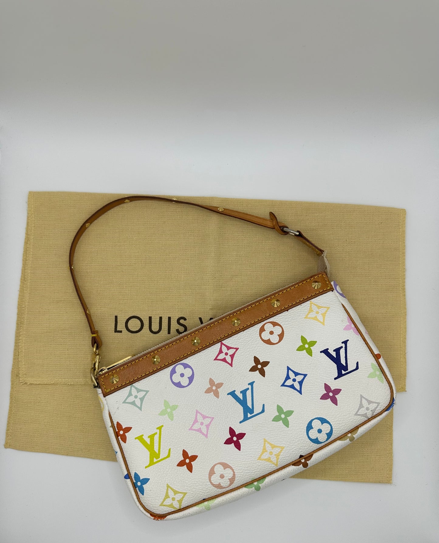 Louis Vuitton x Takashi Murakami Pochette