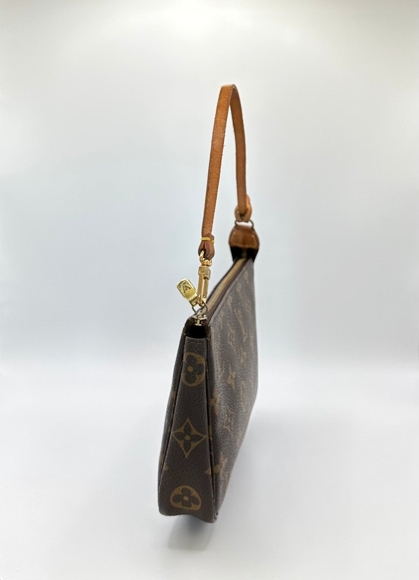 Louis Vuitton Monogram Pochette