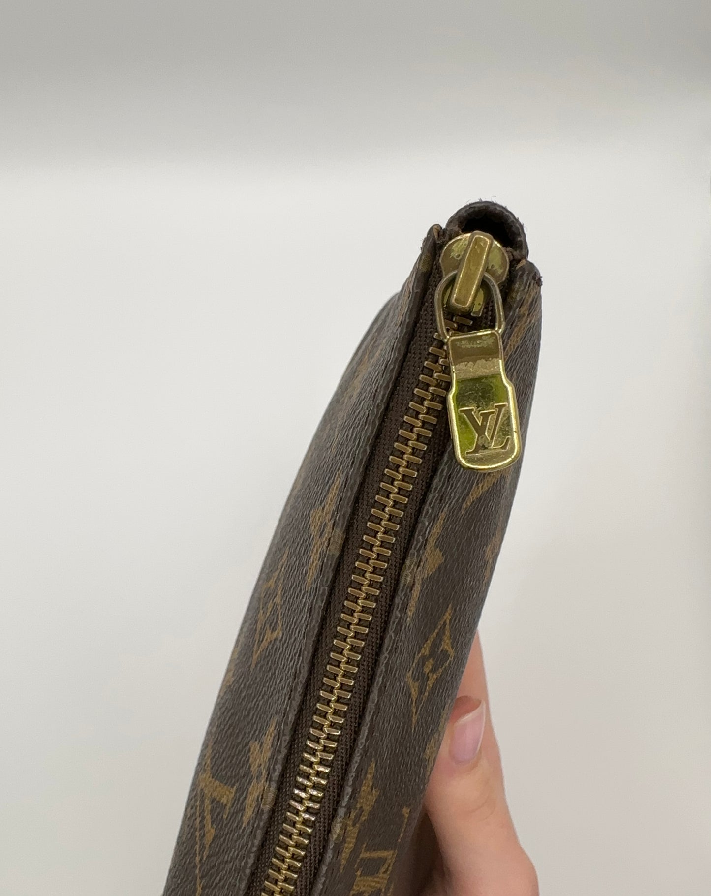 Louis Vuitton Monogram Pochette