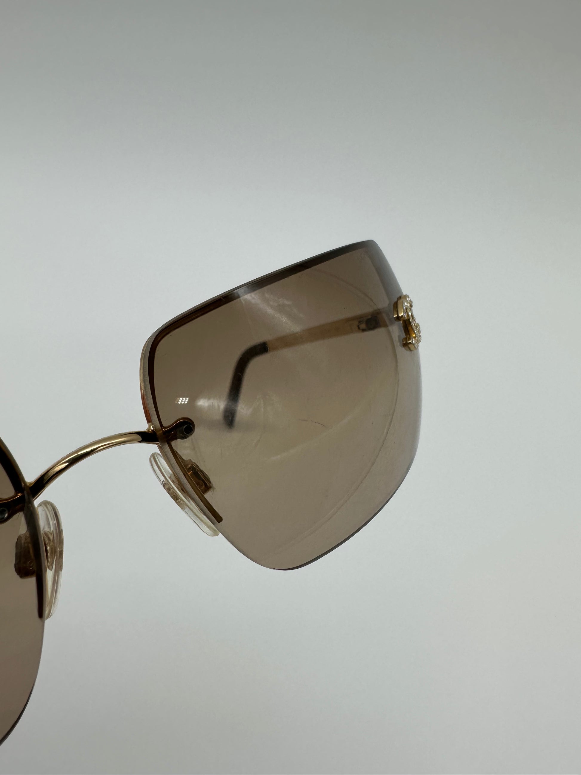 Vintage top sunglasses chanel