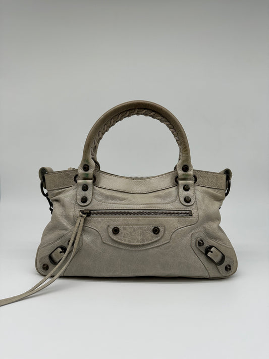 Vintage white balenciaga city bag
