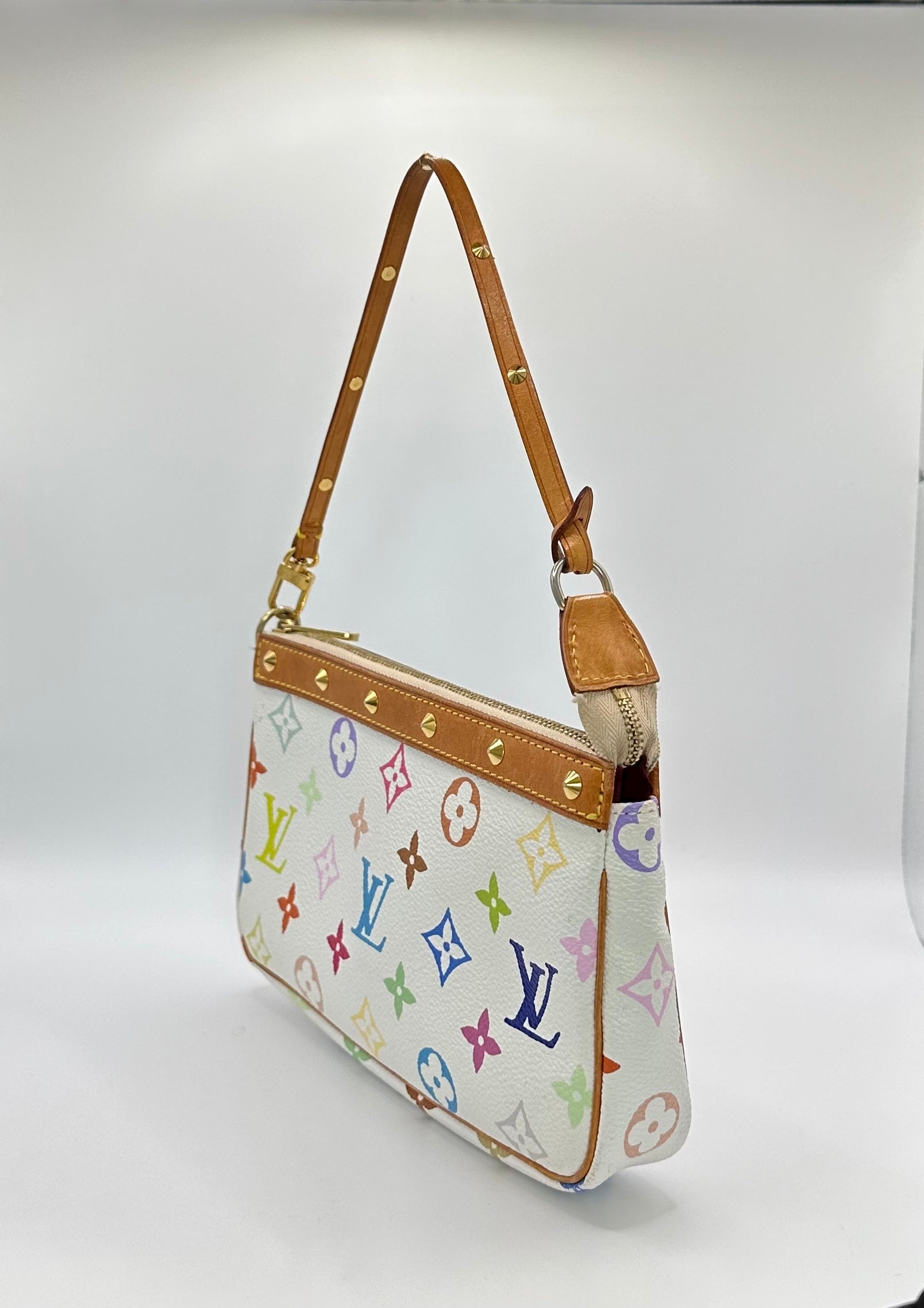 Louis vuitton pochette online takashi murakami