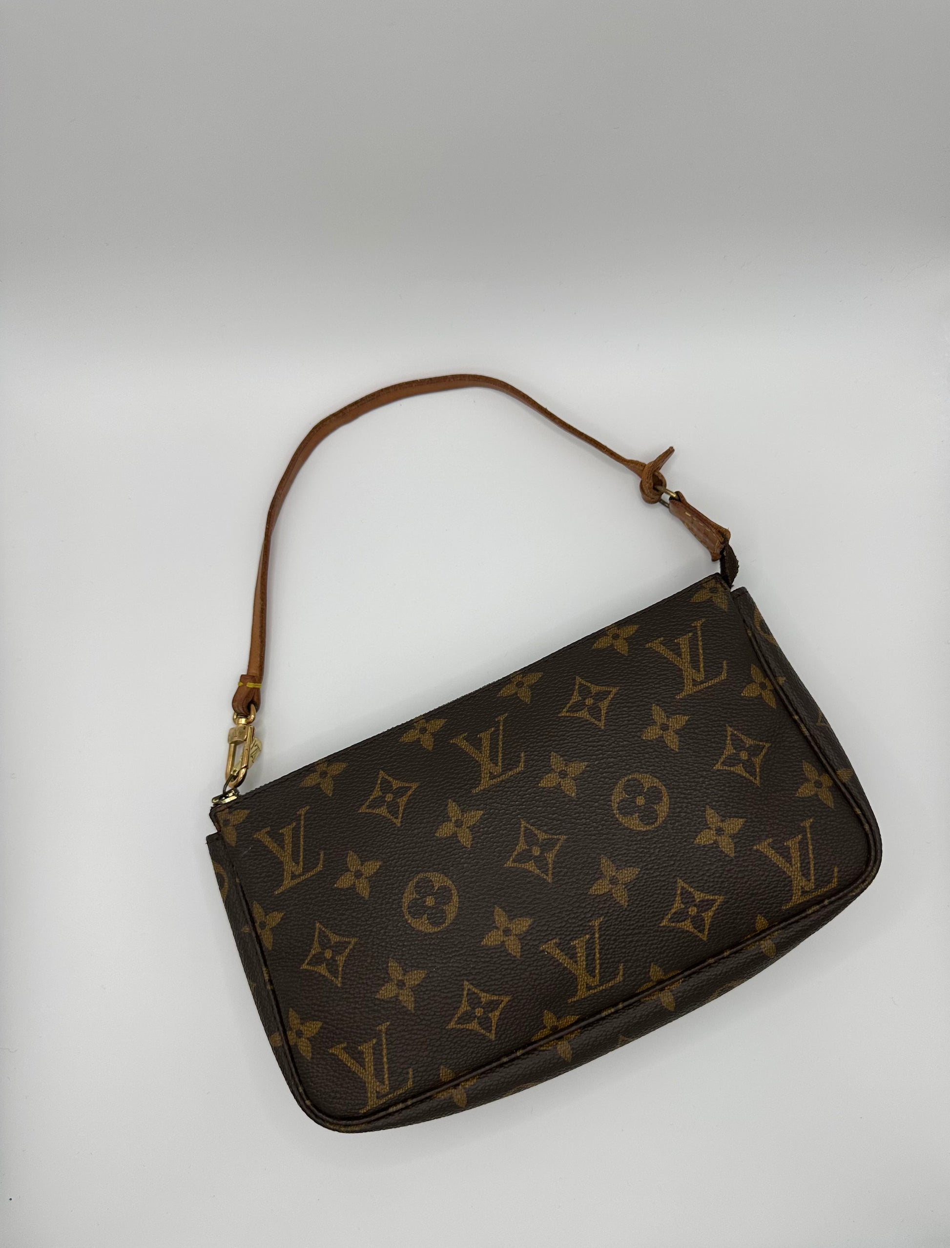 Shop Vintage Louis Vuitton Pochette Vintage Designer Bags Dublin